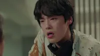 Cena do episódio 2 de Kokdu: Temporada dos Deuses