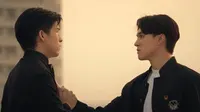 Cena do episódio 7 de Rivais do Ensino Médio