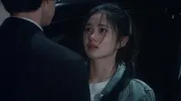 Cena do episódio 7 de Descarrilamento