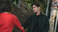 Cena do episódio 12 de Escrito no DNA