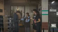 Cena do episódio 6 de Fitness na Academia e no Amor
