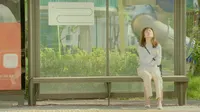 Cena do episódio 8: I'm Crying Not Because of Him, But Because of You de A Outra Oh Hae Young