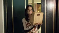 Cena do episódio 4: Além das estrelas de Amor Aqui e Agora