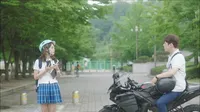 Cena do episódio 1 de School 2017