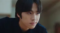 Cena do episódio 15 de Hong, A Infiltrada