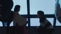 Cena do episódio 27 de Tempted