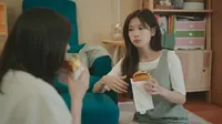 Cena do episódio 4: Pretérito perfeito de O Amor Mora ao Lado