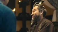 Cena do episódio 10 de A aliança dos conselheiros