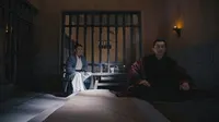 Cena do episódio 12 de A aliança dos conselheiros