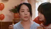 Cena do episódio 13: Time, Time, Please Slow Down de Sempre em Casa