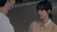 Cena do episódio 29: Love is The Only Answer de Sempre em Casa