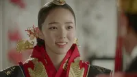 Cena do episódio 15 de Love in the Moonlight