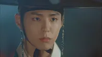 Cena do episódio 5 de Love in the Moonlight