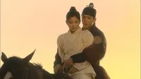 Cena do episódio 6 de Love in the Moonlight