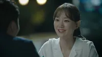 Cena do episódio 8 de Meritíssimo