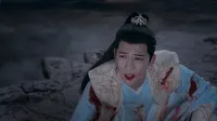 Cena do episódio 2: Facing An Ordeal de O Último Imortal