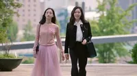 Cena do episódio 1 de As Três Irmãs