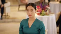 Cena do episódio 8 de As Três Irmãs