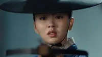 Cena do episódio 28: Dong Joo Stands Before the King de The Tale of Nokdu