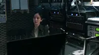 Cena do episódio 16 de Olho da Tempestade