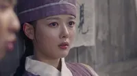 Cena do episódio 4 de Amantes do Céu Vermelho