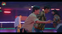 Cena do episódio 12 de When We Were Young