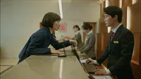 Cena do episódio 10 de Stranger