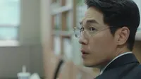 Cena do episódio 9 de Stranger