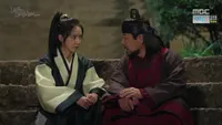 Cena do episódio 25 de O rei apaixonado