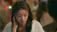 Cena do episódio 3 de A Flor Proibida