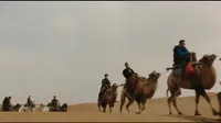 Cena do episódio 31: Entering Gutongjing—Growing Tensions de Mar de areia