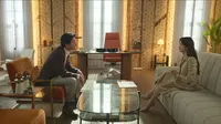 Cena do episódio 11: #mas_ela_está_morta de Celebrity