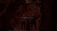 Cena do episódio 28 de Amor na Terra Mística