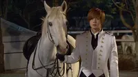 Cena do episódio 22 de Meninos Antes de Flores