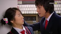 Cena do episódio 1 de Horas de Princesa