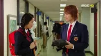 Cena do episódio 4 de Horas de Princesa