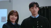 Cena do episódio 9 de O Preço do Silêncio