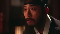 Cena do episódio 13 de Rio da Lua