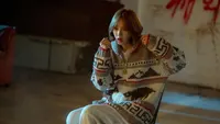 Cena do episódio 8: The Threat and Revelation de Um Bom Dia para Ser um Cachorro
