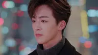 Cena do episódio 19 de Love Crossed