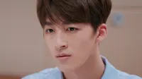Cena do episódio 26 de Love Crossed