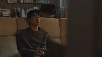 Cena do episódio 13 de Amor entre Estranhos