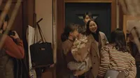 Cena do episódio 16 de Amor entre Estranhos