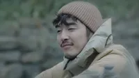Cena do episódio 21 de Amor entre Estranhos