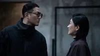 Cena do episódio 2 de Uma Loja Para Assassinos