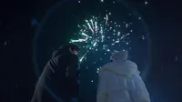 Cena do episódio 21 de É Minha Luz