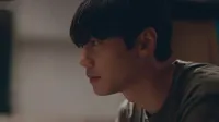 Cena do episódio 7: Ela apareceu de Posso Ajudar?
