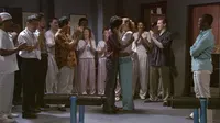 Cena do episódio 28: Momento de Decisão de Bruce Lee: A Lenda