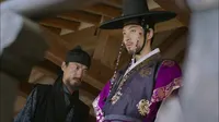 Cena do episódio 11 de Rainha por Sete Dias