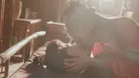 Cena do episódio 30 de Amor Além do Túmulo